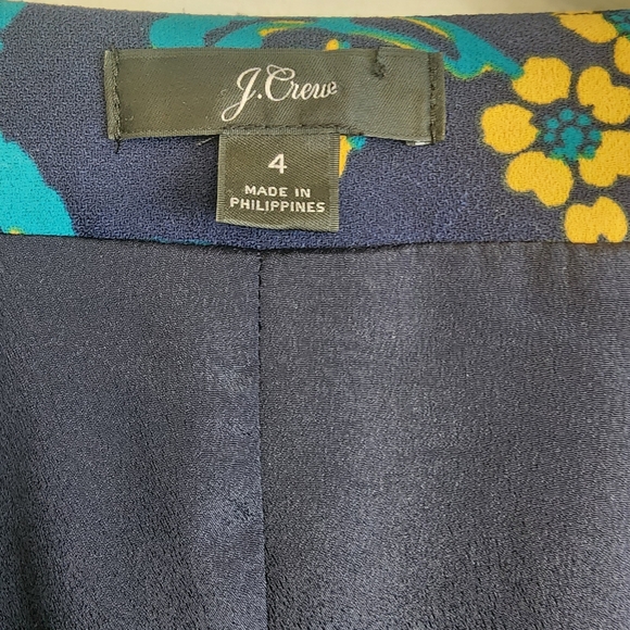 JCrew Women's Golden Floral Wrap Dress in 365 Crepe Size 4 Navy - Picture 8 of 11
